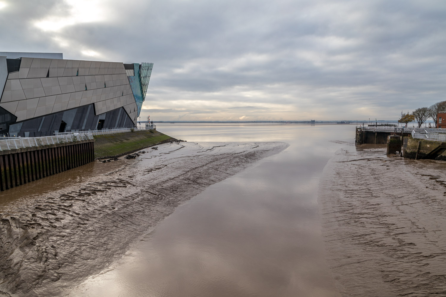 River Hull and the Deep