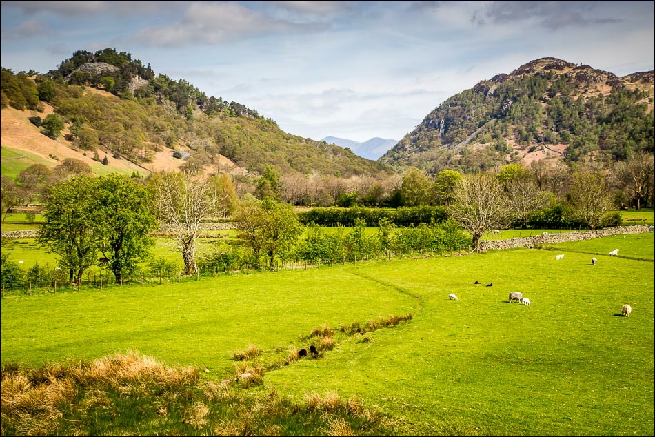 The ‘Jaws of Borrowdale’ , Castle Crag and Kings How