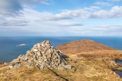 Ceapabhal summit cairn