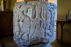 Cowlam Font, The Wrestlers