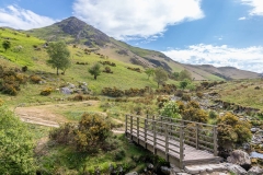 Whiteless Pike, Squat Beck