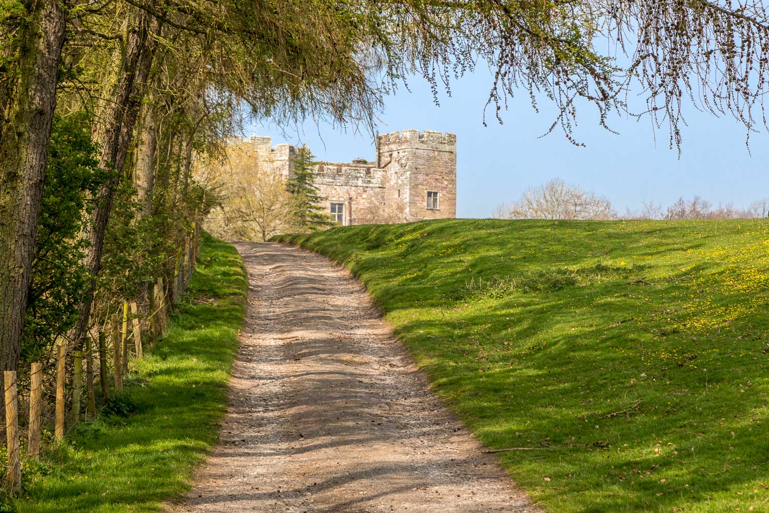 Dalemain to Dacre walk, Dacre Castle