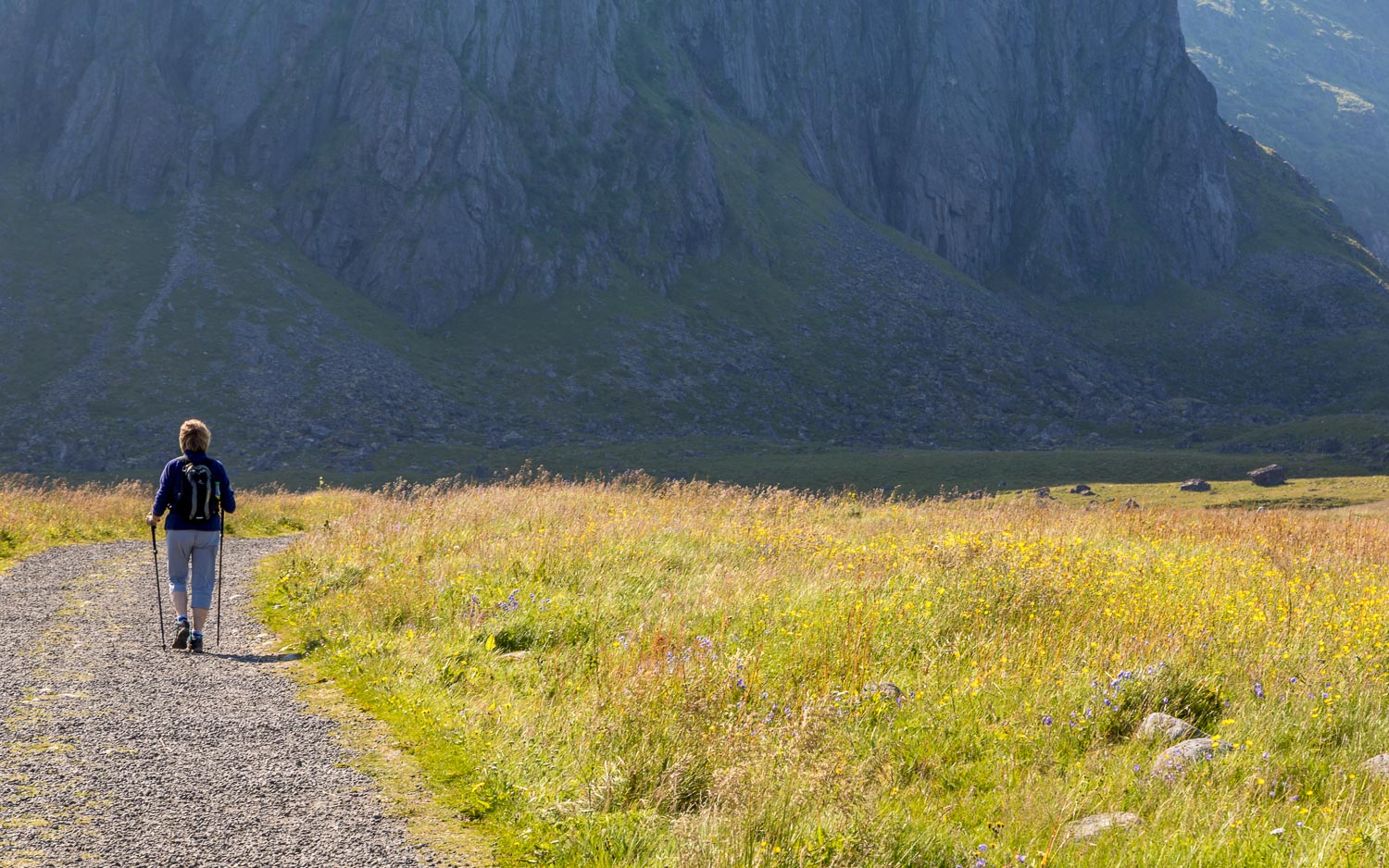 Eggum walk - Heimredalsvatnet lake - Lofoten Island walks - Norway walks