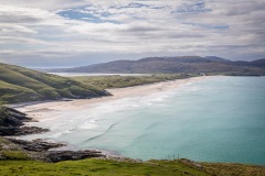 Eoligarry, Dun Sgurabhal, Tràigh Eais