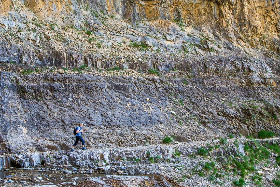 Faja Racon walk, Ordesa Valley Faja Racon walk, Ordesa Valley