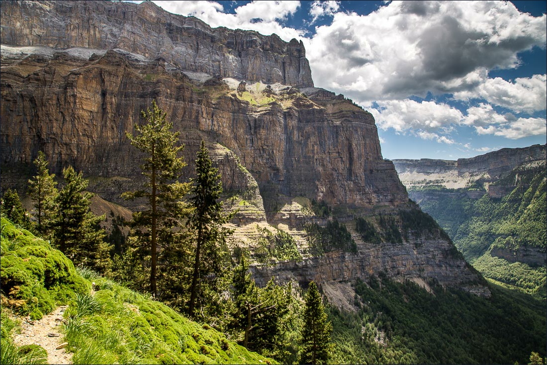 Faja Racon walk, Ordesa Valley Faja Racon walk, Ordesa Valley
