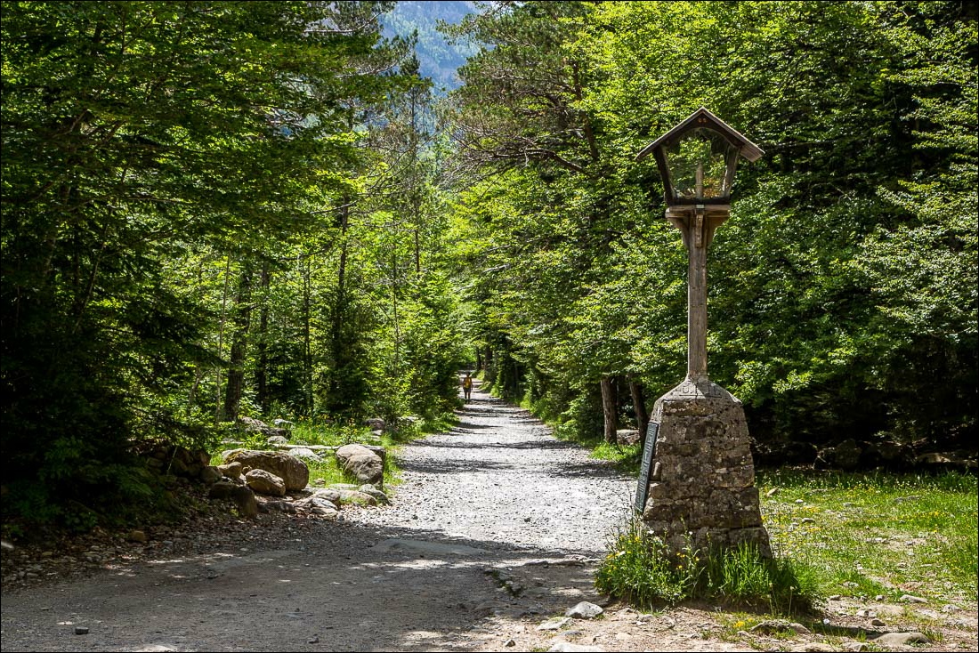 Faja Racon walk, Ordesa Valley Faja Racon walk, Ordesa Valley