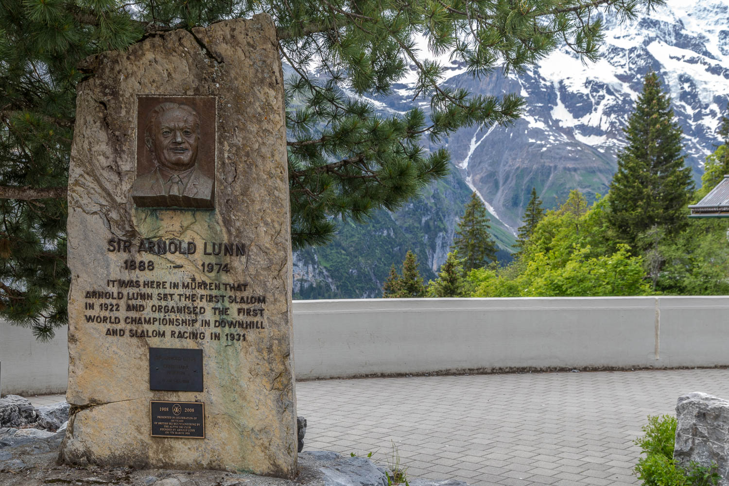 Sir Arnold Lunn memorial Mürren Sir Arnold Lunn memorial Mürren