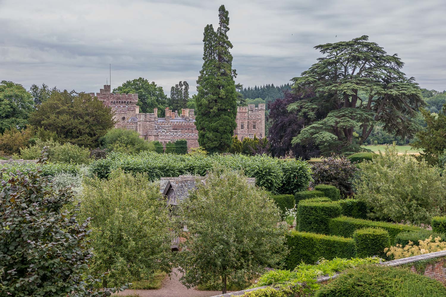 Hampton Gardens