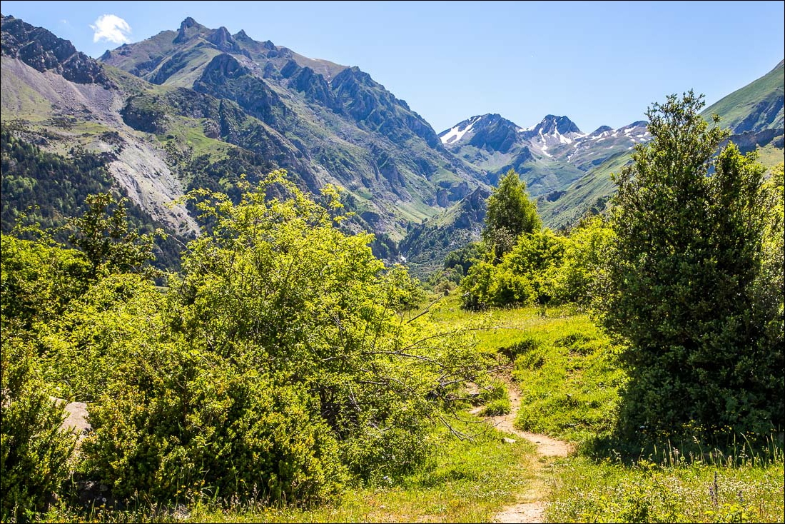 La Ripera walk,  Sierra de Tendeñera La Ripera walk,  Sierra de Tendeñera