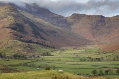 Allen Crags, Mickleden