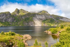 Munkebu walk, Lofoten, Stuvdal lake