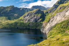 Munkebu walk, Lofoten, Stuvdal lake