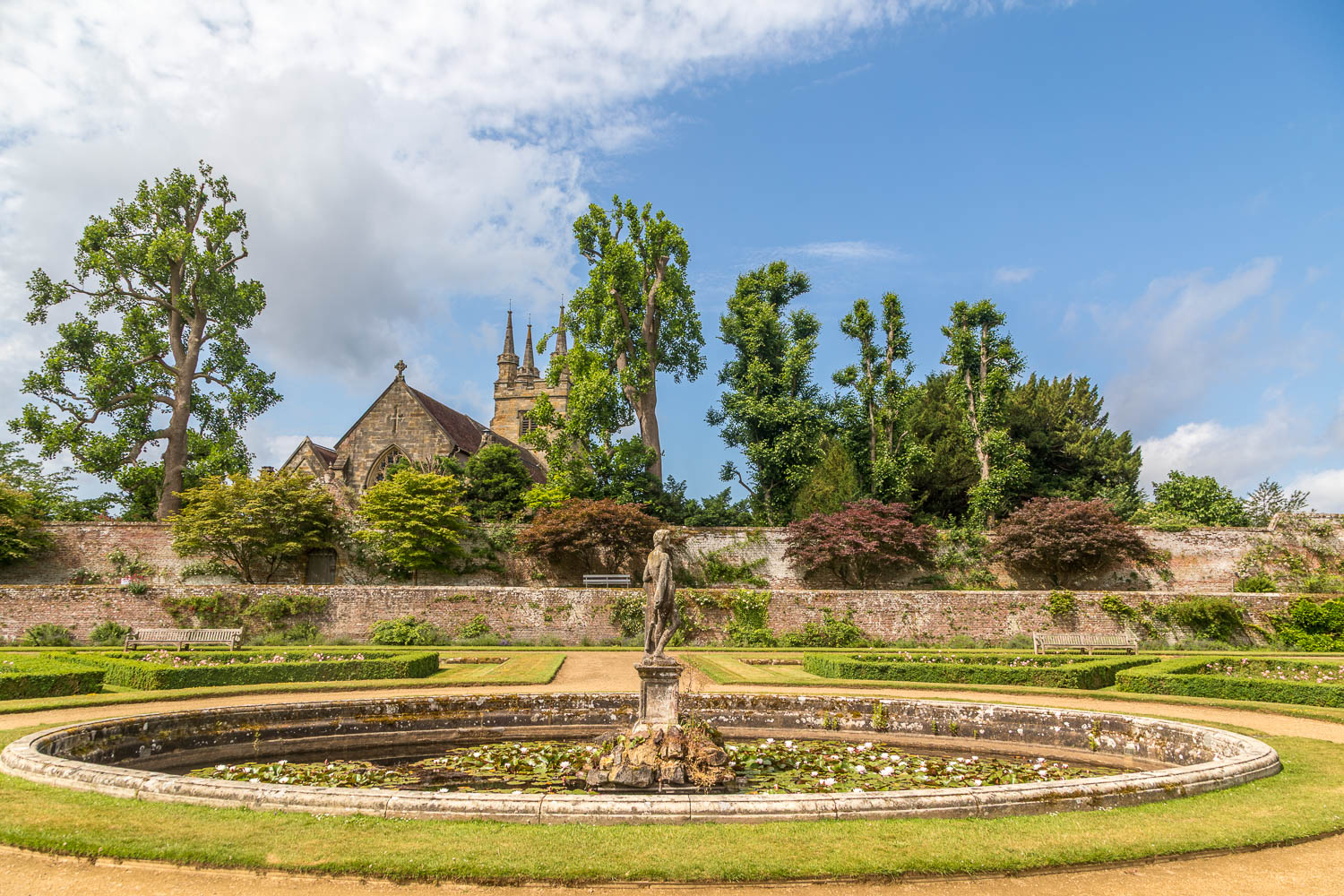 Italian Garden, Penshurst Place Italian Garden, Penshurst Place