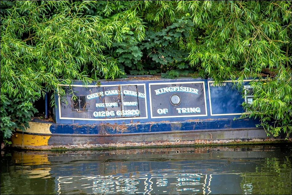 Regents Canal houseboat