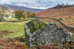 Rydal Water walk, Loughrigg Terrace, old barn