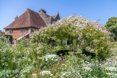Priest's House, White Garden, Sissinghurst Castle