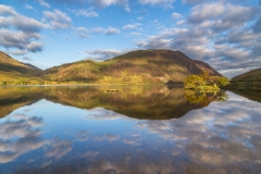 Mellbreak beyond the foot of Crummock Water
