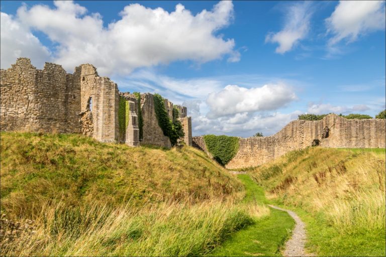 Barnard Castle Walk Teesdale Way Egglestone Abbey Durham Walks